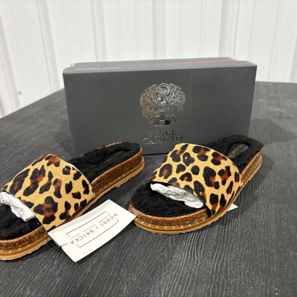 BRAND NEW Vince Camuto Kanadial Brown Animal Print Platform Slide Sandals Size 7